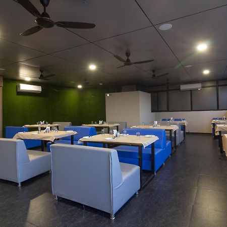Hotel Green City Gandhinagar Eksteriør bilde